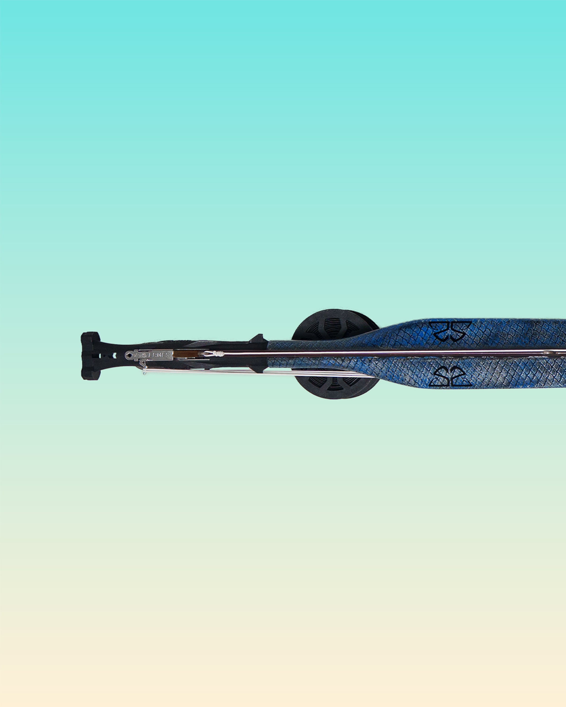 110cm Mana x Soriatec Double Roller Speargun Silver/Blue Gloss